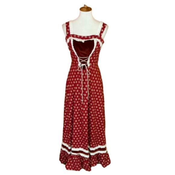 Vintage Dresses & Skirts - Vintage 70s floral maxi dress